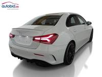 Vue de l’arrière droit