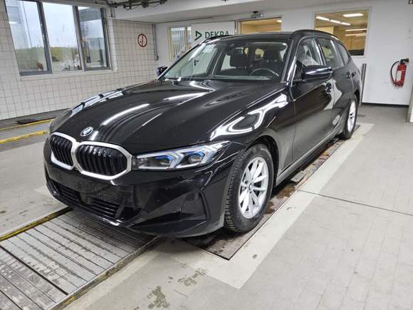 Pogled od napred levo