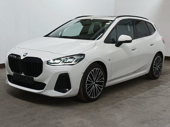 Вид спереди слева