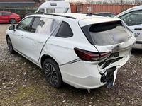 Pogled od pozadi levo