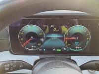 Pohled na přístrojovou desku