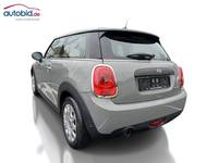 Aanzicht achter links