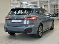 Aanzicht achter rechts