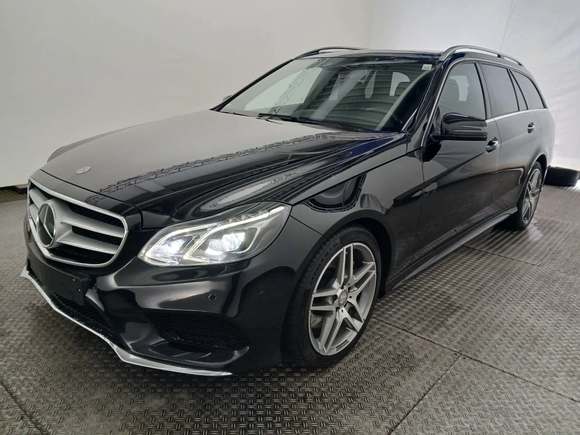 Náhled zpředu zleva