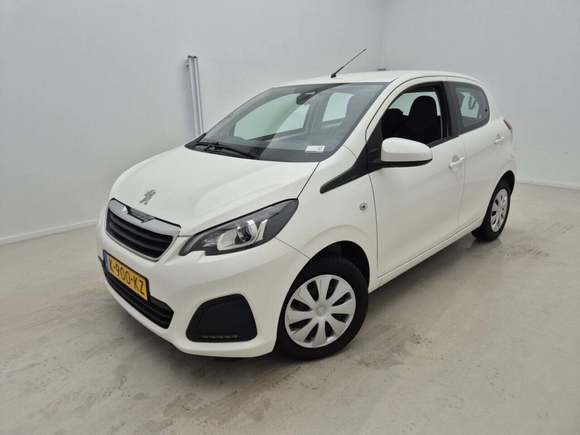 Pogled od napred levo