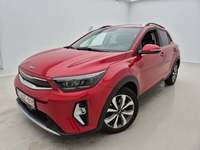 Вид спереди слева