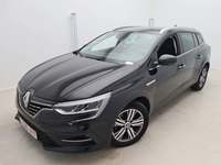 Pogled od napred levo