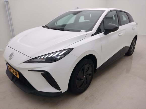 Pogled od napred levo