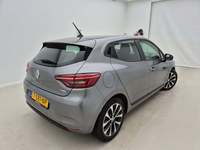 Pogled od pozadi desno