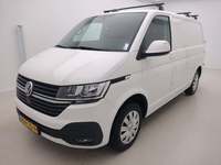 Pogled od napred levo