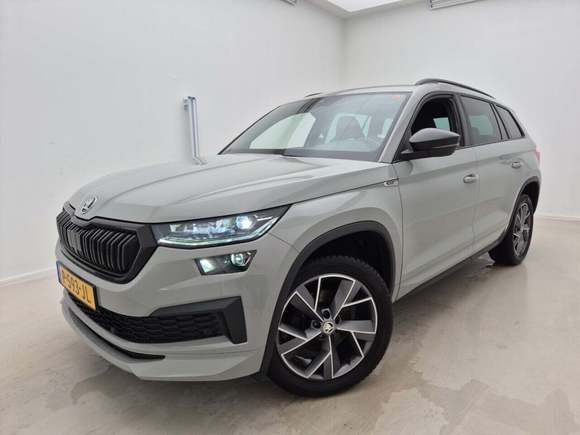 Vista anteriore sinistra