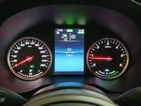 Pohled na přístrojovou desku