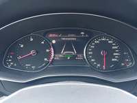 Pohled na přístrojovou desku