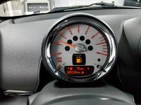 Pohled na přístrojovou desku