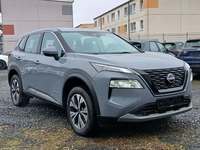 Pogled desno spredaj