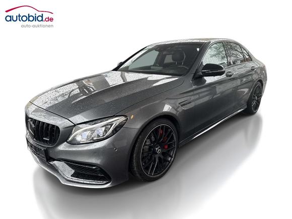 Vue de l’avant gauche