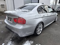 Vue de l’arrière droit