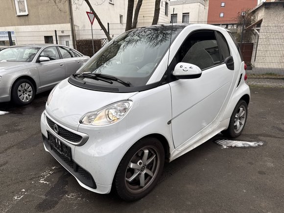 Vue de l’avant gauche