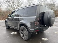 Vue de l’arrière gauche