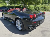 Vue de l’arrière gauche