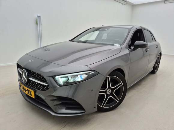 Vista anteriore sinistra