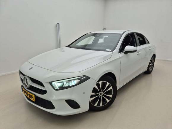 Vista anteriore sinistra