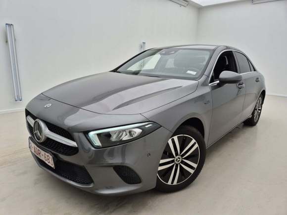 Vista anteriore sinistra