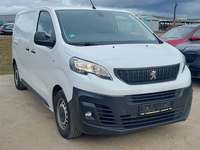 Pogled od napred  desno