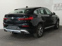 Aanzicht achter rechts