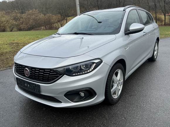 Náhled zpředu zleva