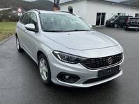 Вид спереди справа