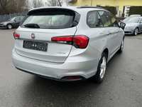 Вид сзади справа