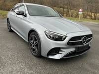 Вид спереди справа