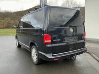 Вид сзади слева