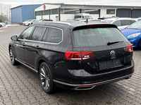 Pogled od pozadi levo