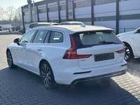 Pogled od pozadi levo