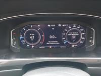 Pogled na kombinovani instrument