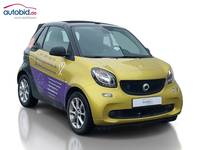 Skats no labās puses priekšā