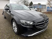 Pogled desno spredaj