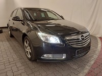 Pogled sprijeda desno