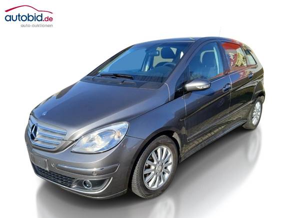 Náhled zpředu zleva