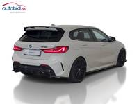 Aanzicht achter rechts