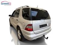 Aanzicht achter links