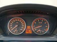 Pogled na kombinovani instrument