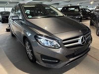 Náhled zpředu zprava