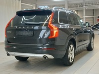 Pogled od pozadi desno