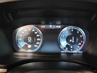 Pogled na kombinovani instrument