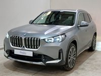 Pogled od napred levo