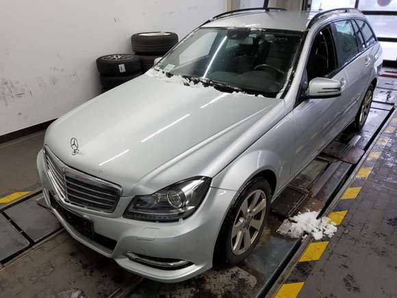 Náhled zpředu zleva