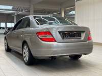 Aanzicht achter links